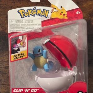 Pokémon Clip ‘N’ Go Squirtle and Poké Ball - Includes 2-Inch Battle Figure